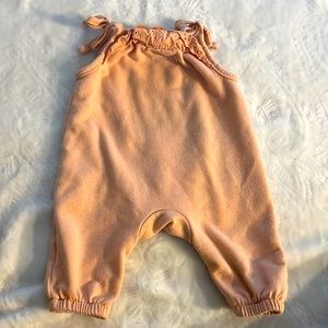 Infant 0-3 month onesie.